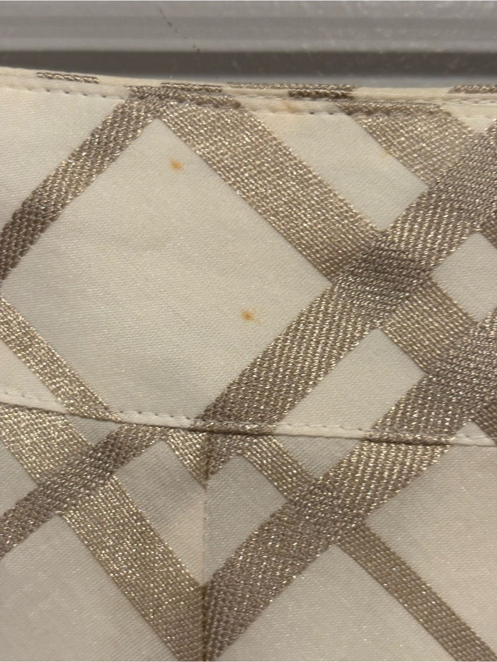 Burberry Cream and Beige Plaid Circle Skirt Made in Japan Size 42 - Picture 6 of 13